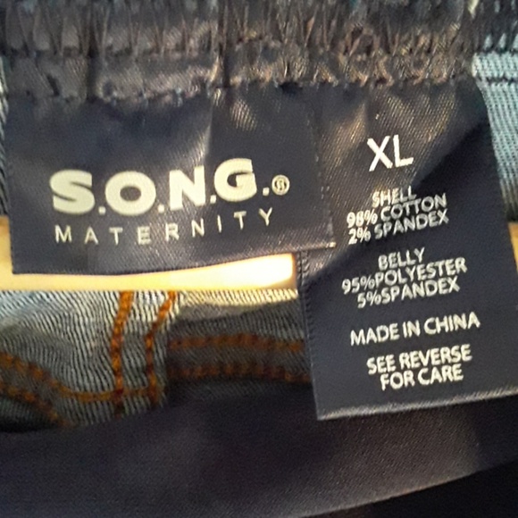 Maternity Jeans - Picture 4 of 8